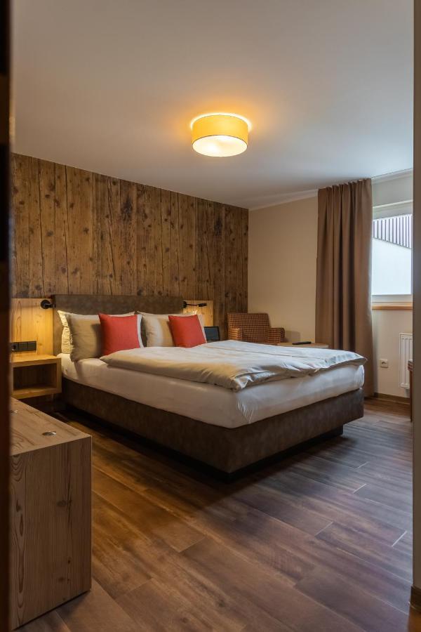 Dammschenke Gasthof & Hotel Курорт Юнсдорф Екстериор снимка