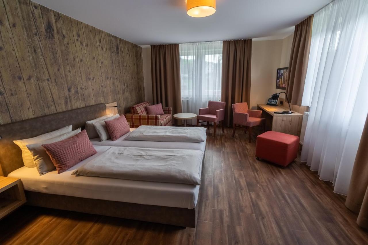 Dammschenke Gasthof & Hotel Курорт Юнсдорф Екстериор снимка